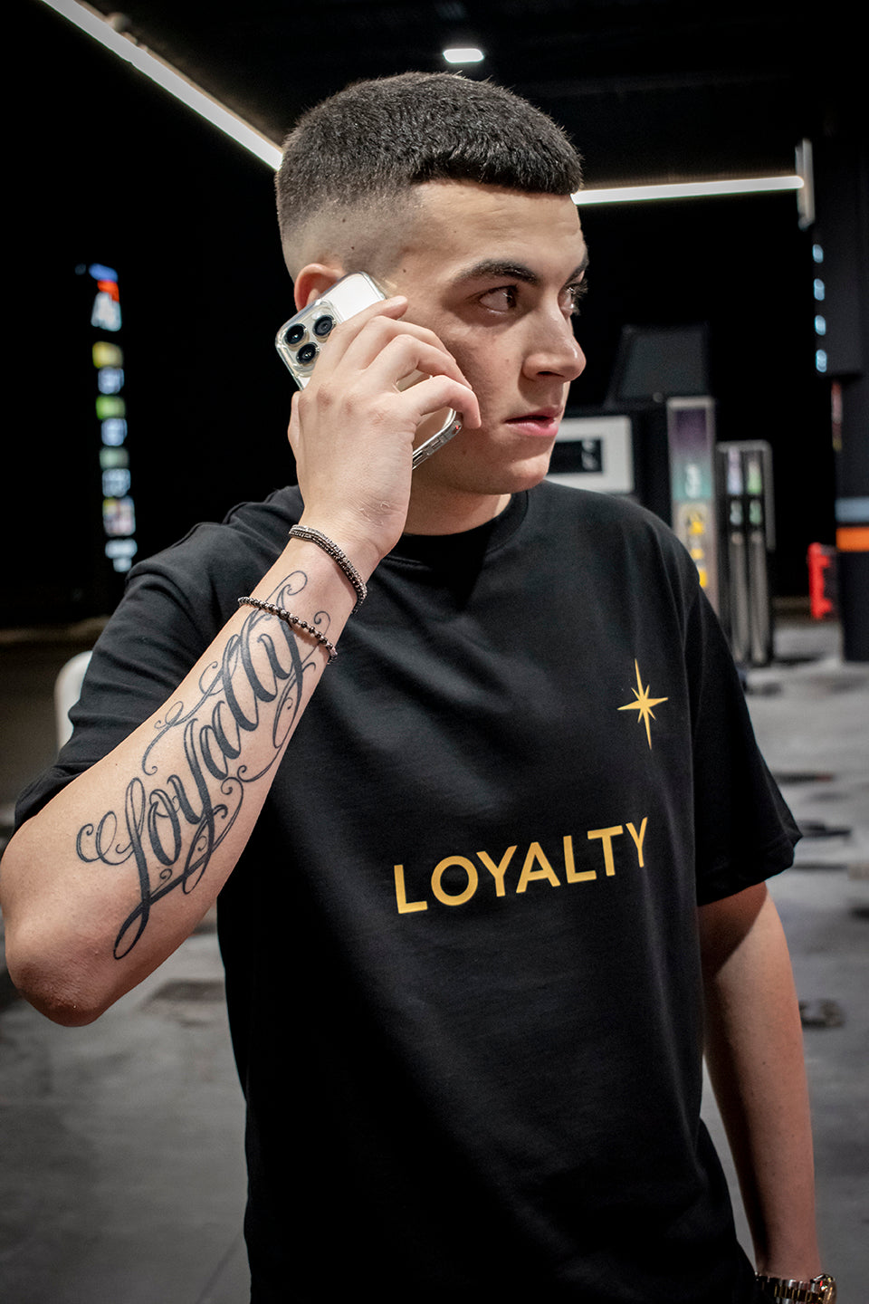 BLACK T-SHIRT - LOYALTY – LOYALTY original