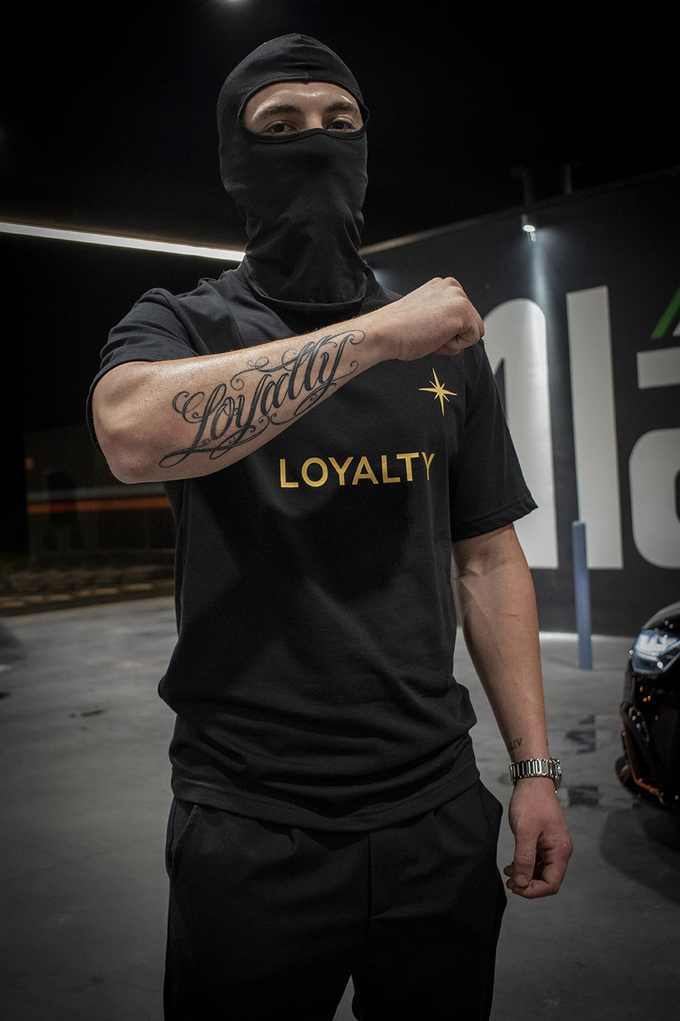 BLACK T-SHIRT - LOYALTY – LOYALTY original